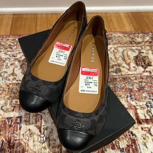Coach Chelsea flats Size 8,5